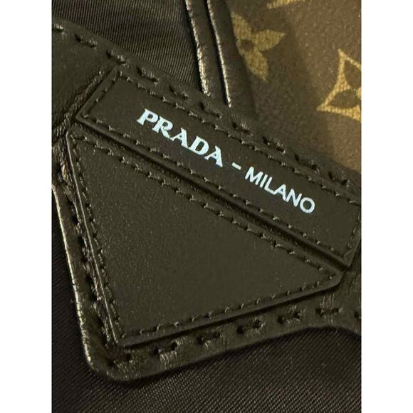 Prada Lambskin Gloves - Picture 2 of 16